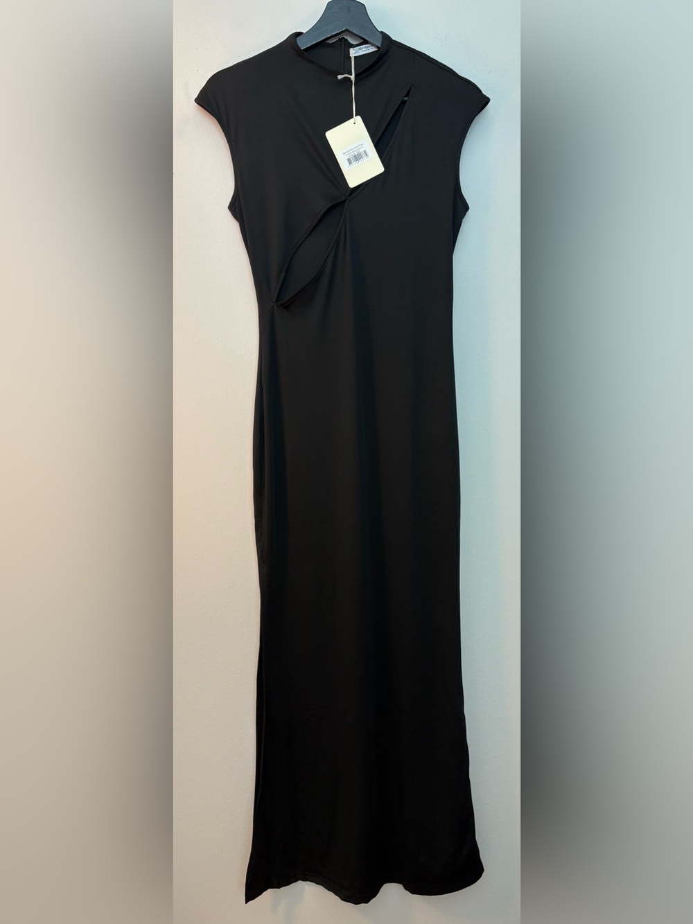 Peppermayo Women’s Special Affair Keyhole Solid Black Maxi Dress Size 8 Sku #61